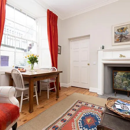 Charming Hideaway In Edinburgh City Centre Exterior photo